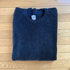 NWOT Gap crew neck sweater, L